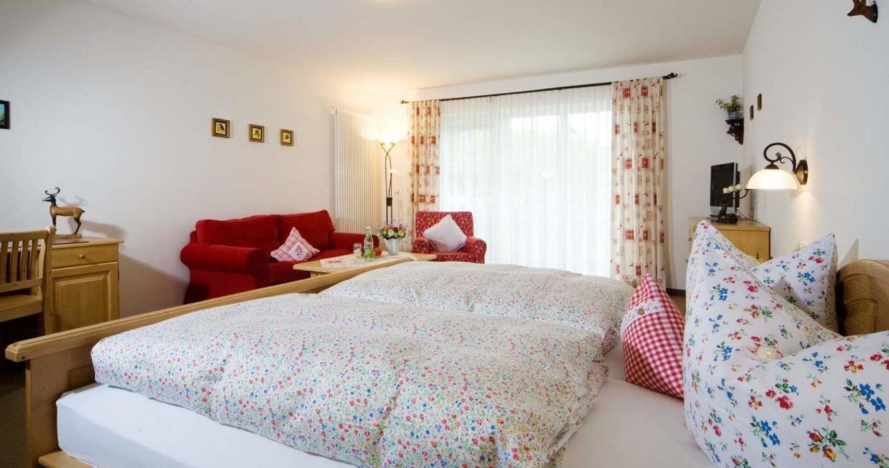 Pension Landhaus Hochfeld ซวีเซิล ภายนอก รูปภาพ